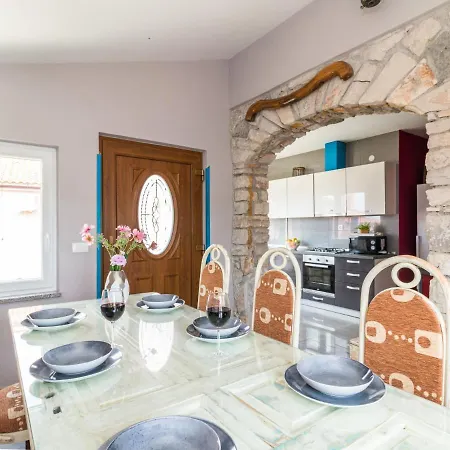 Casa de Férias Alka - Lbn361 By Interhome Barban