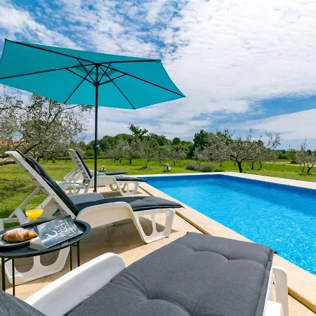Casa de Férias Alka - Lbn361 By Interhome *